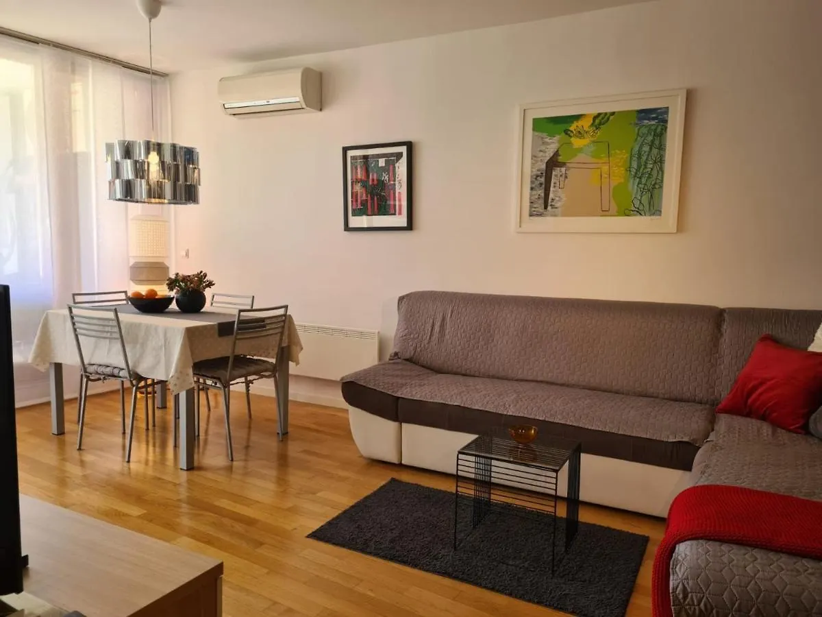 Apartment Vedrana Croatia